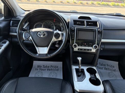 Used 2014 Toyota Camry SE FWD image 26