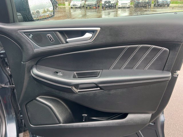 Used 2024 Ford Edge ST w/ Equipment Group 401A AWD/4WD image 10