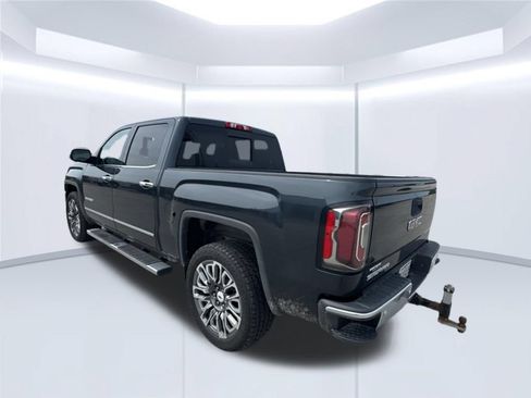 Used 2018 GMC Sierra 1500 SLT AWD/4WD image 9