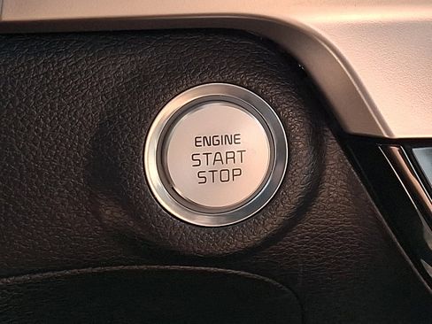 Certified 2024 Kia Telluride LX FWD image 25