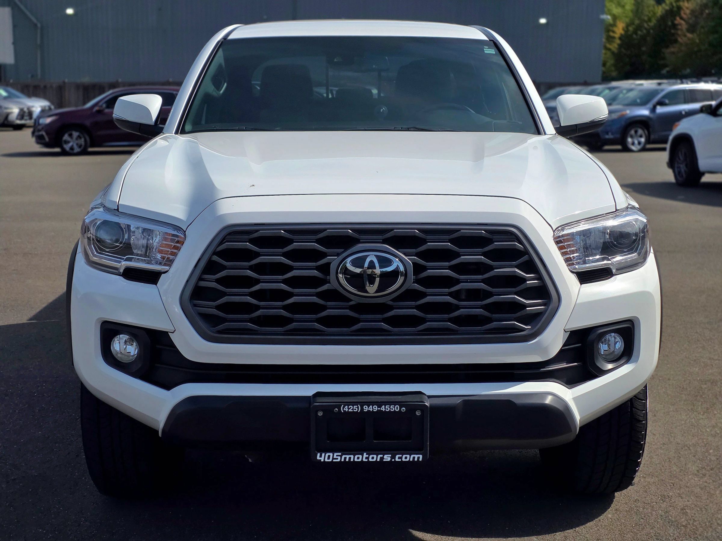 Used 2023 Toyota Tacoma TRD Off-Road AWD/4WD image 3