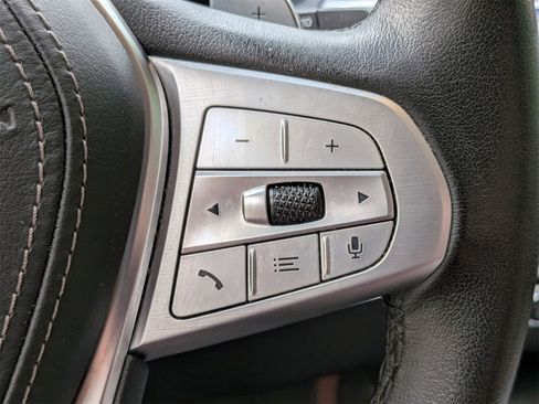 Used 2022 BMW X7 xDrive40i w/ Premium Package image 19