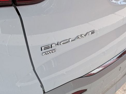 Used 2024 Buick Enclave Premium image 5