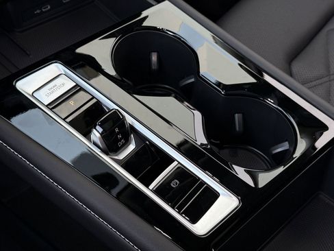 New 2026 Volkswagen Atlas SE image 15