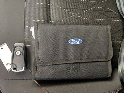 Certified 2022 Ford EcoSport SE w/ SE Convenience Package image 29