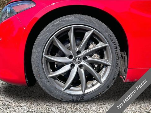 Used 2022 Alfa Romeo Giulia Ti w/ Active Assist Plus Package AWD/4WD image 9