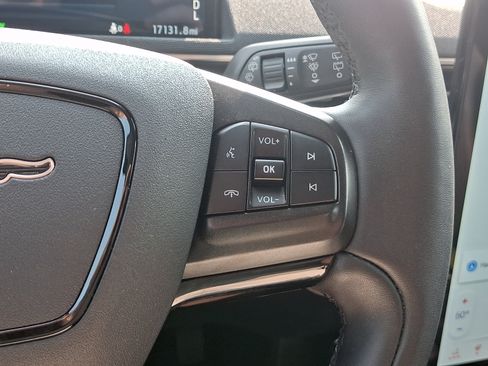 Certified 2021 Ford Mustang Mach-E Select w/ Comfort/Appearance Package RWD image 22