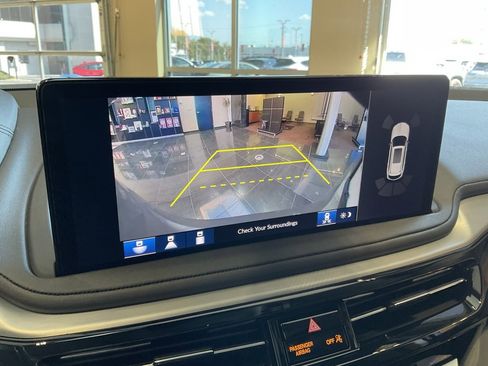 Certified 2025 Acura MDX w/ Technology Package image 18