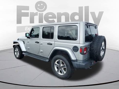 Used 2020 Jeep Wrangler Unlimited Sahara image 3