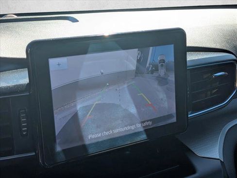 Used 2020 Ford Explorer XLT w/ Equipment Group 202A image 19