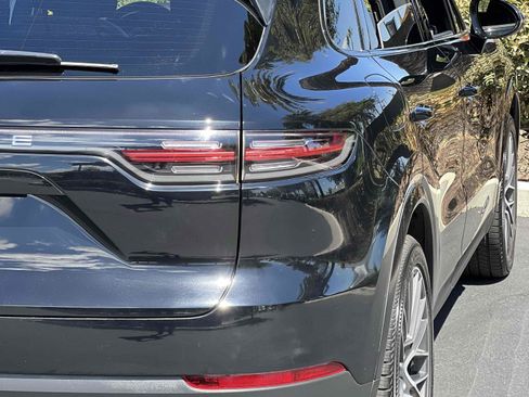 Used 2019 Porsche Cayenne S image 70