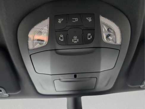 New 2026 Chrysler Pacifica Select image 29
