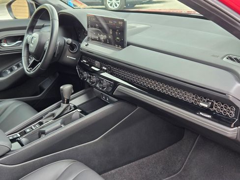 Certified 2025 Honda Accord Sport image 29