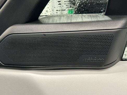 Used 2025 Land Rover Range Rover Sport Dynamic SE image 15