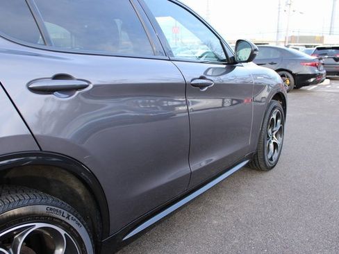 Used 2024 Alfa Romeo Stelvio Veloce image 49