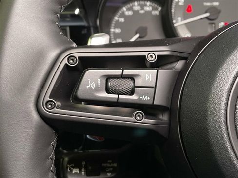 New 2026 Porsche Macan image 38