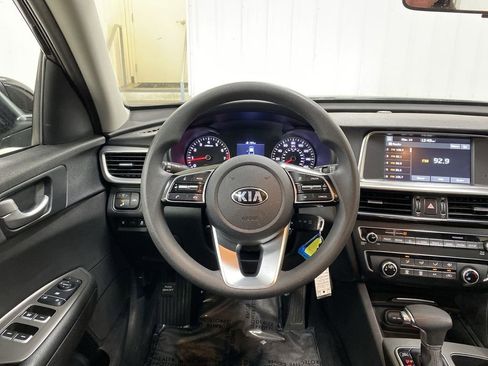 Used 2020 Kia Optima LX FWD image 18