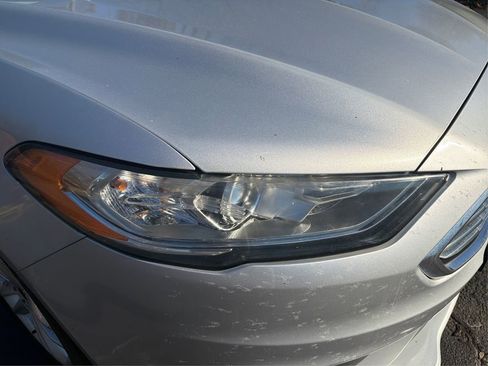 Used 2018 Ford Fusion S image 38