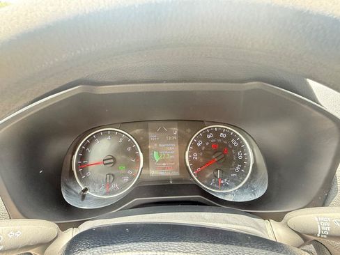 Used 2020 Toyota RAV4 XLE FWD image 10
