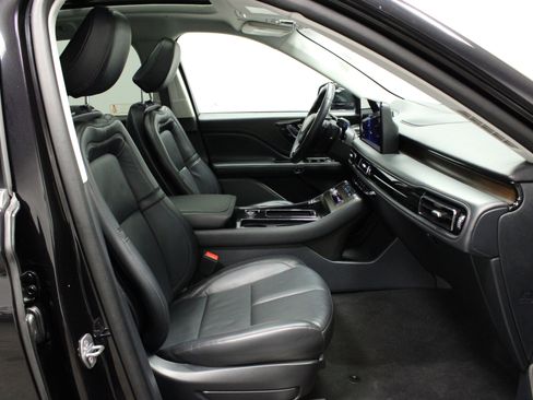 Used 2025 Lincoln Aviator Reserve image 15