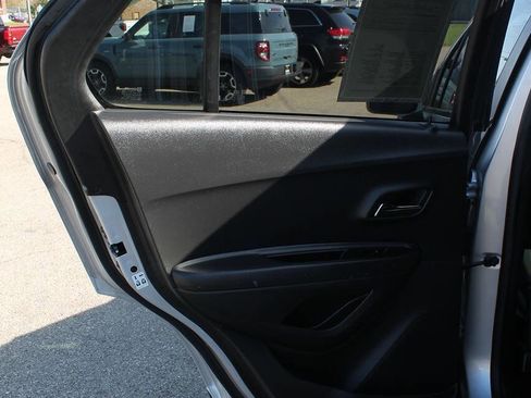 Used 2020 Chevrolet Trax LS w/ Tint and Cruise Package image 15