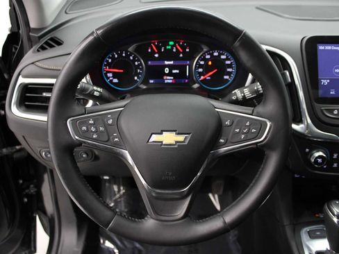 Used 2020 Chevrolet Equinox Premier image 20