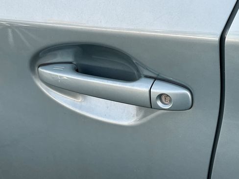 Used 2012 Toyota Prius Two image 19