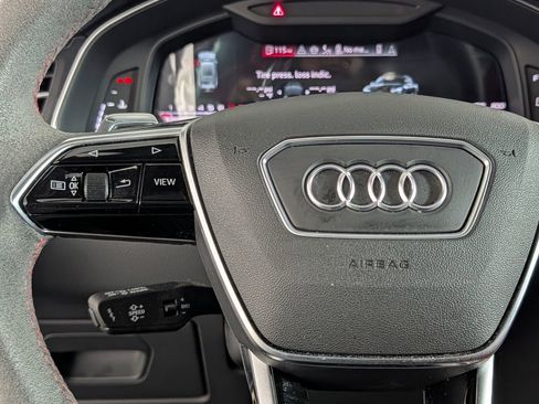 Used 2024 Audi RS 7 Performance image 38