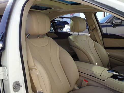 Used 2020 Mercedes-Benz S 450 Sedan w/ AMG Line Exterior image 22