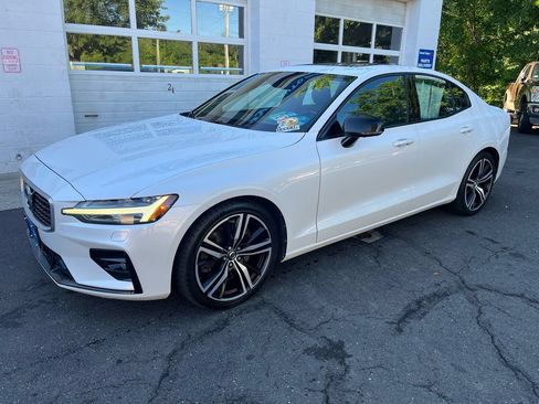 Used 2019 Volvo S60 T6 R-Design AWD/4WD image 4