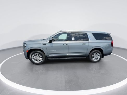 Used 2023 GMC Yukon XL SLT AWD/4WD image 5