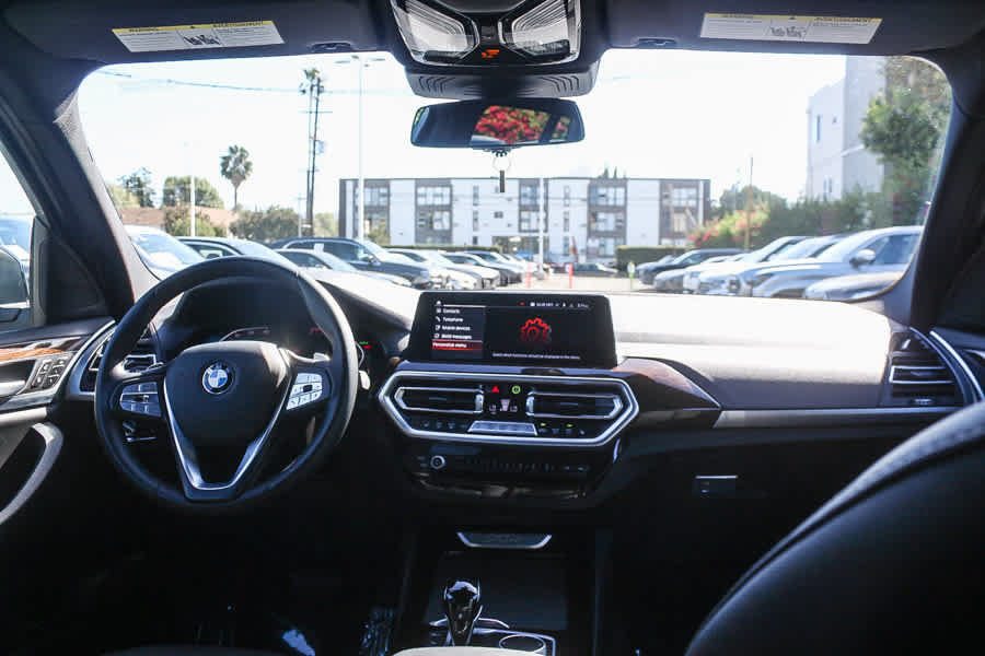 Used 2024 BMW X3 sDrive30i w/ Convenience Package RWD image 19