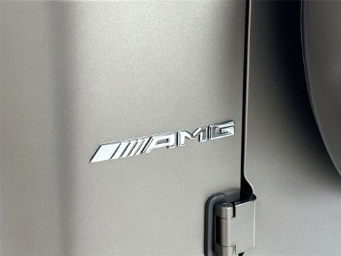 Used 2021 Mercedes-Benz G 63 AMG AMG G 63 * Carbon Interior * O image 39