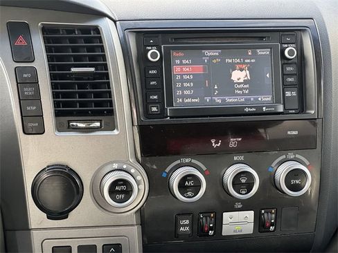 Used 2016 Toyota Sequoia Platinum image 15