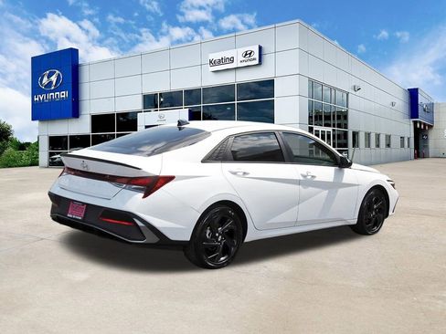 Certified 2026 Hyundai Elantra Sport w/ Cargo Package FWD image 5