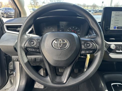Used 2023 Toyota Corolla LE image 17