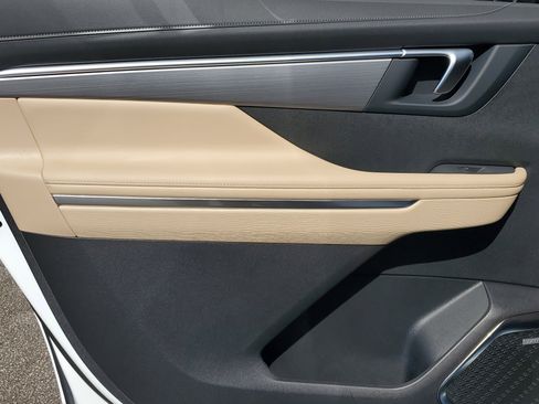 New 2026 Buick Enclave Preferred w/ Super Cruise Package image 11