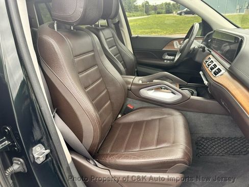 Used 2020 Mercedes-Benz GLS 580 4MATIC image 27