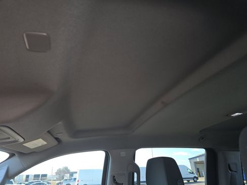 Used 2021 Chevrolet Silverado 1500 Custom image 14