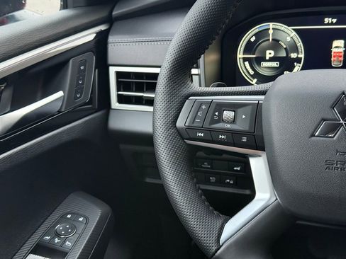 New 2025 Mitsubishi Outlander SEL Black Edition image 10