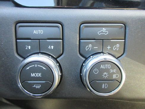 New 2026 GMC Sierra 1500 Elevation w/ Max Trailering Package AWD/4WD image 16