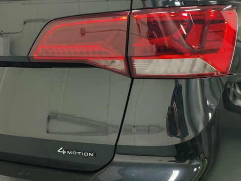 Certified 2023 Volkswagen Taos SE AWD/4WD image 5