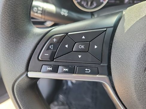 Used 2024 Nissan Sentra SV FWD image 5