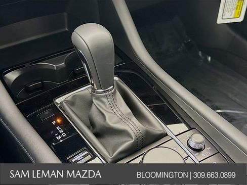Used 2025 MAZDA MAZDA3 s image 4