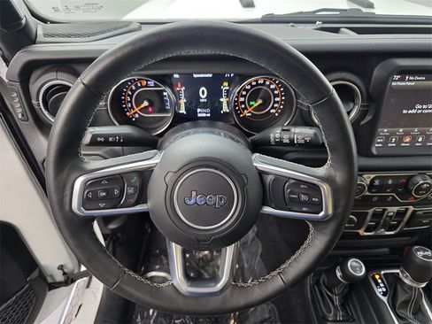 Used 2019 Jeep Wrangler Unlimited Sahara w/ Dual Top Group image 16