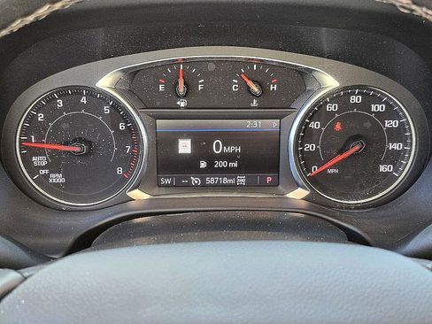 Used 2023 GMC Acadia SLT image 22