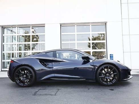 Used 2025 Lotus Emira RWD image 6