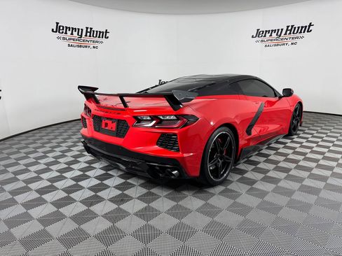 Used 2020 Chevrolet Corvette Stingray Coupe w/ Z51 Performance Package image 7