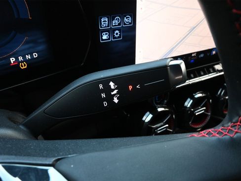 Used 2024 Chevrolet Blazer EV RS image 14