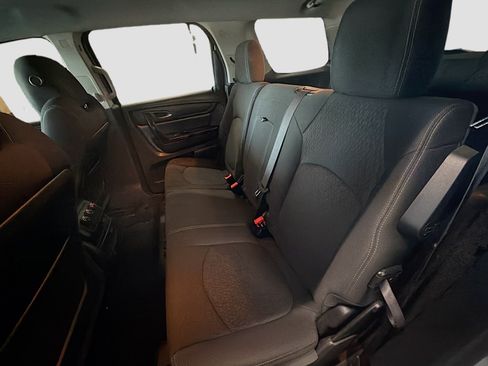 Used 2015 GMC Acadia SLE FWD image 26